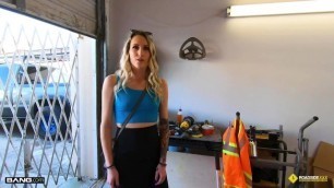 Roadside - Blonde Tattoo Babe Banged By Her Car Mechanic