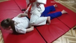 Helga vs Yana Judo (Short)